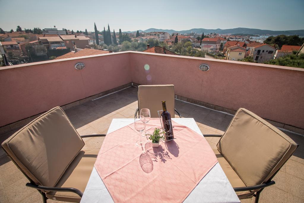 Hotel Hygge Biograd Na Moru Exterior photo