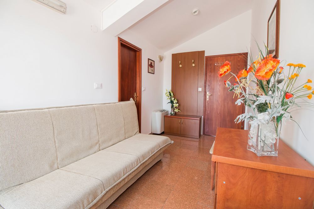 Hotel Hygge Biograd Na Moru Exterior photo
