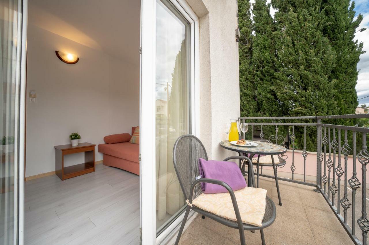 Hotel Hygge Biograd Na Moru Exterior photo